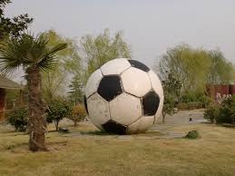 TA：曼城将关注中卫位置，斯通斯、阿克预计今夏离队